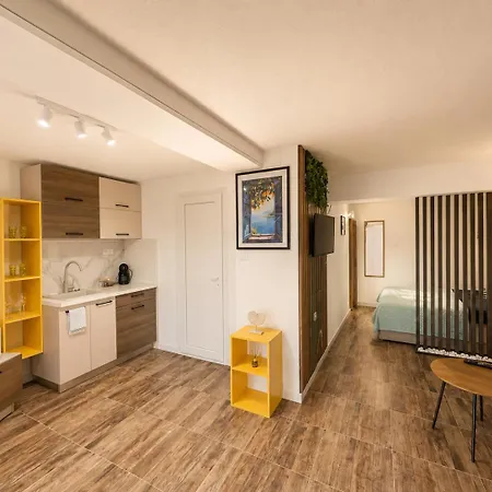 Гостевой дом Alta Vista Apollonia Sunset 4*